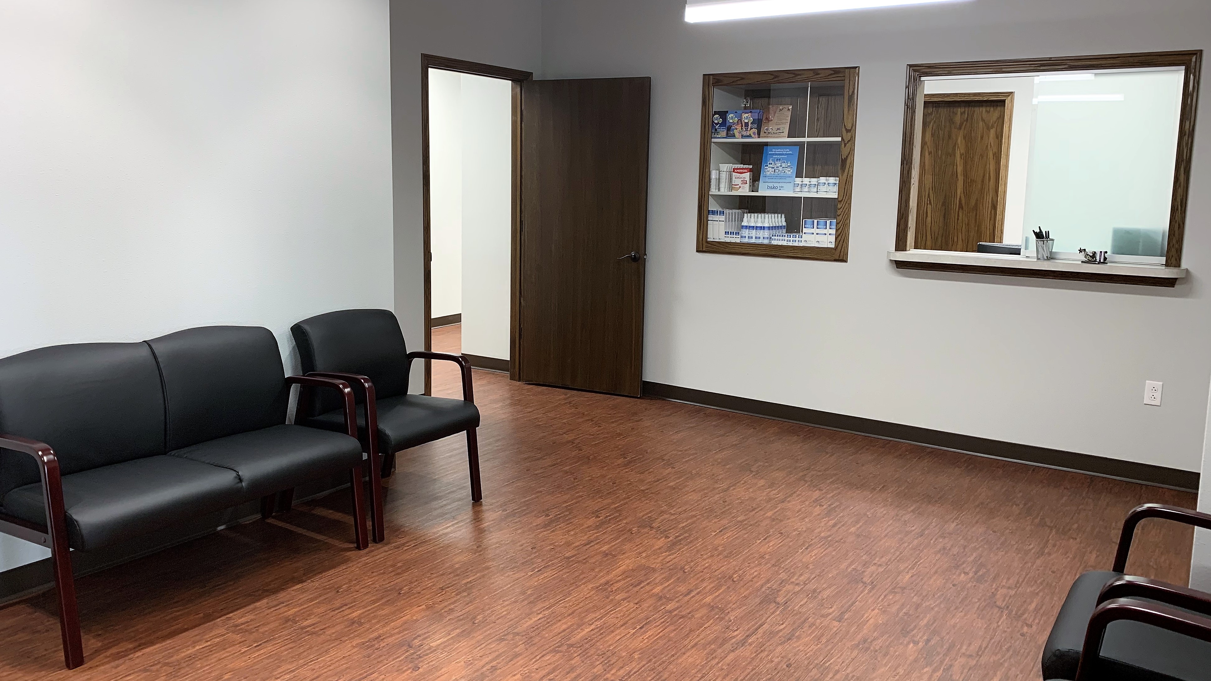 The waiting room at Shoal Creek Foot & Ankle Center